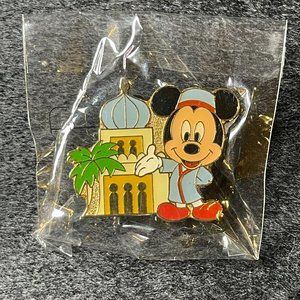 Aladdin Mickey Prize Tokyo Disney Land Sea Resort TDL TDS Pin Japan‎